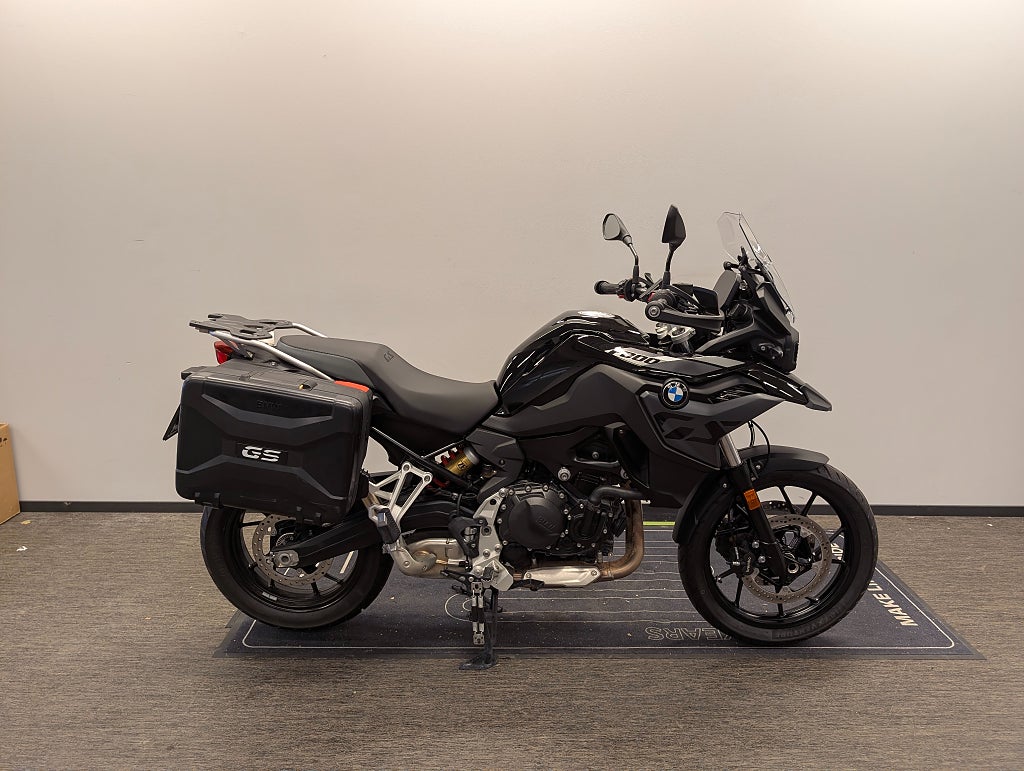 BMW F800GS Triple Black Vario-Sidoväskor ingår! 