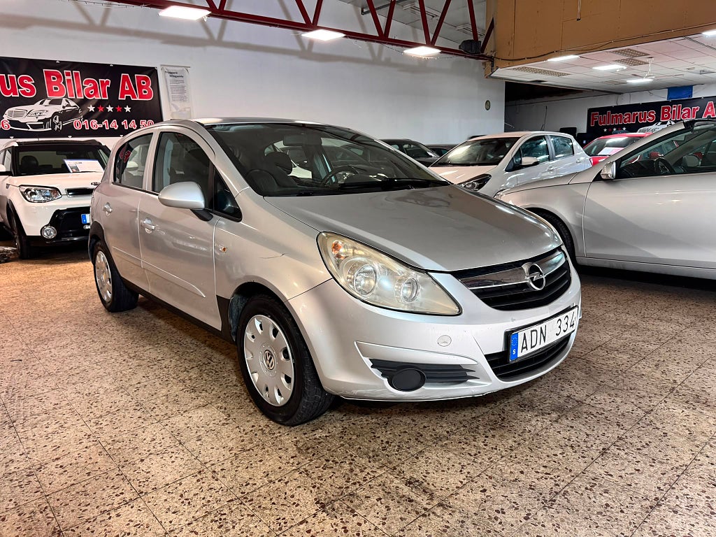 Opel Corsa  1.2 Twinport Ny Besiktigad & Ny Servad 