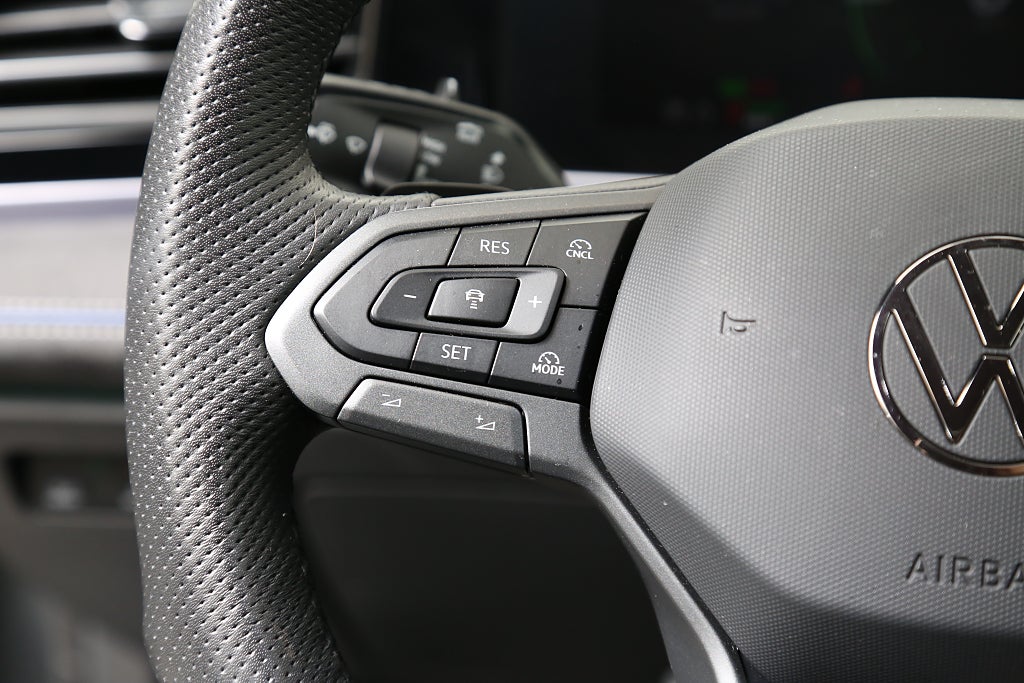 Volkswagen Passat Sportscombi eHybrid 1,5 TSI R-Line Drag 2024