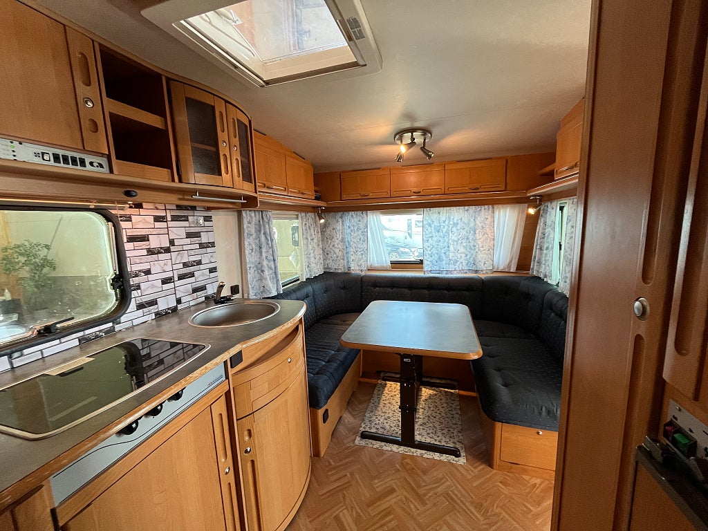 Adria Unica 502 UP / Köp nu – hämta till våren! - Adria