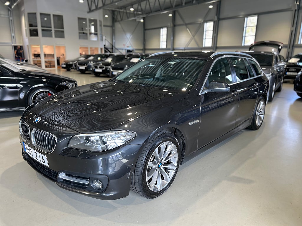 BMW 520d Touring Steptronic sportline / M ratt / skinn / Nav