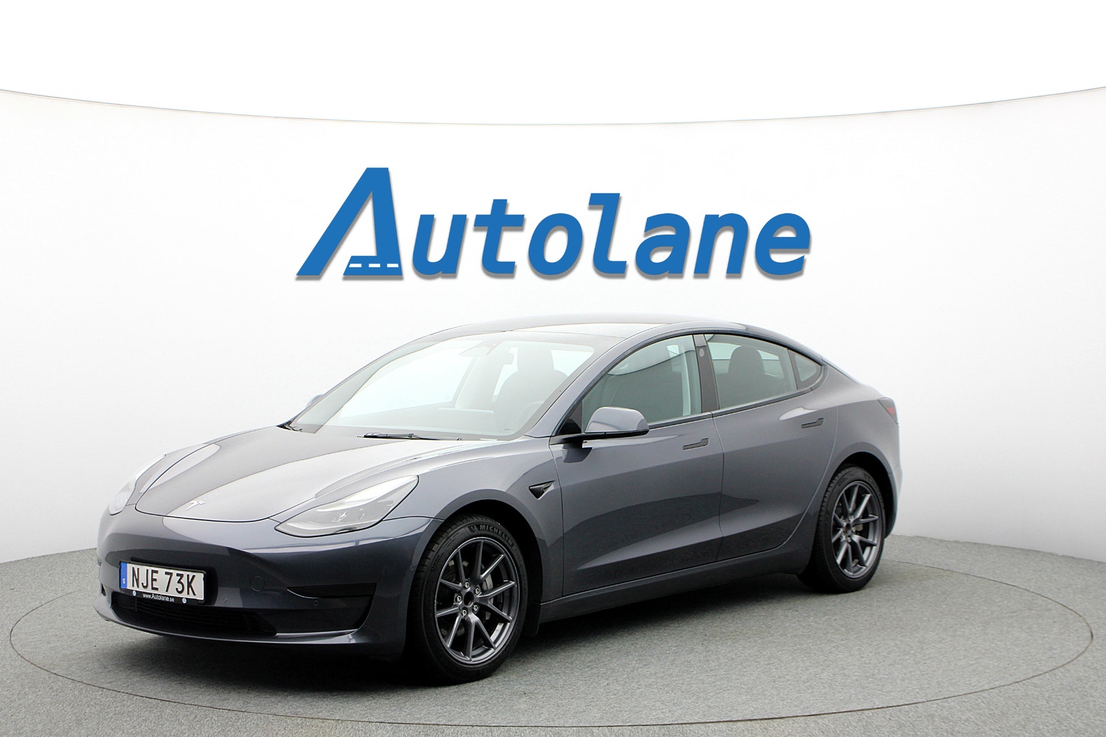 Tesla Model 3 Standard Range, 283ps, 2022