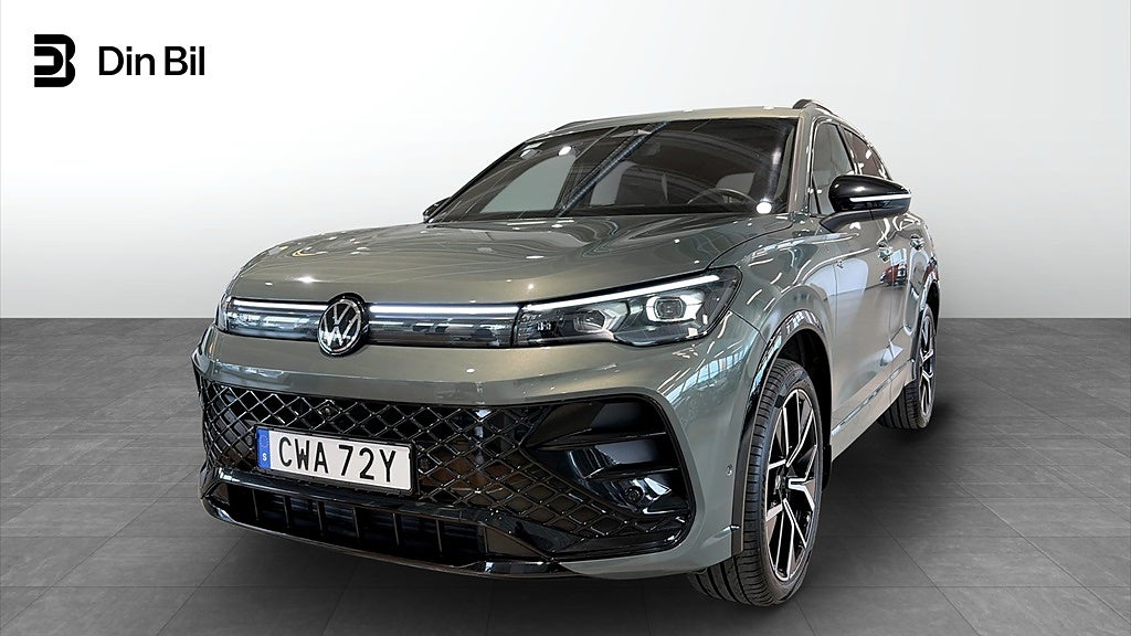 Volkswagen Tiguan R-LINE 2.0 TDI 4MOTION /Drag/Värmare