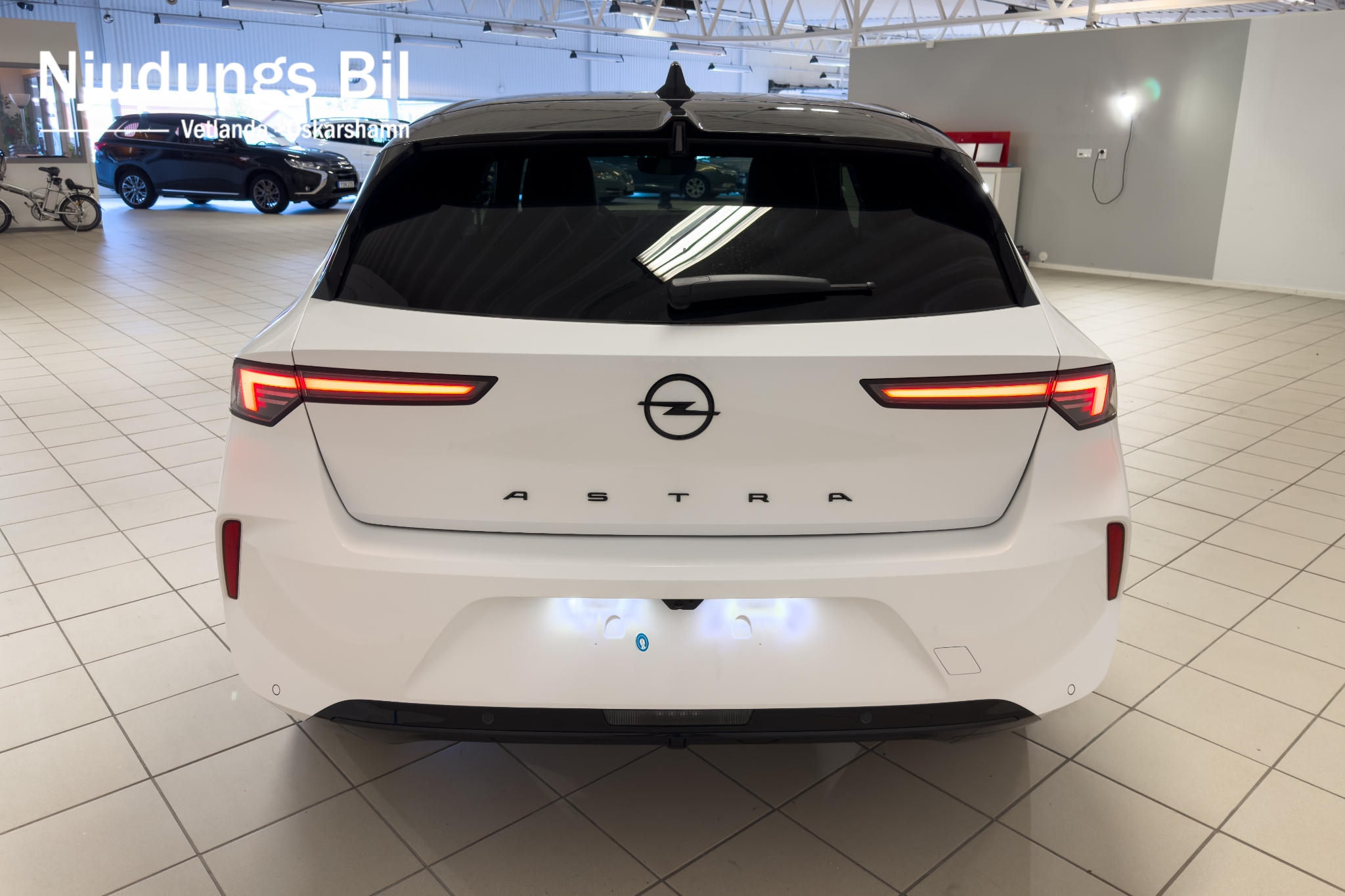 Opel Astra 1.2 GS Automat Euro 6 130hk 2024, bild 5/34