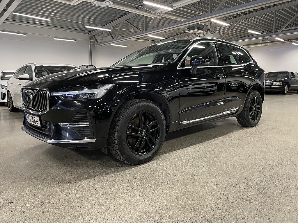 Volvo XC60 Recharge T6 AWD Geartronic Pano Bkam BLIS