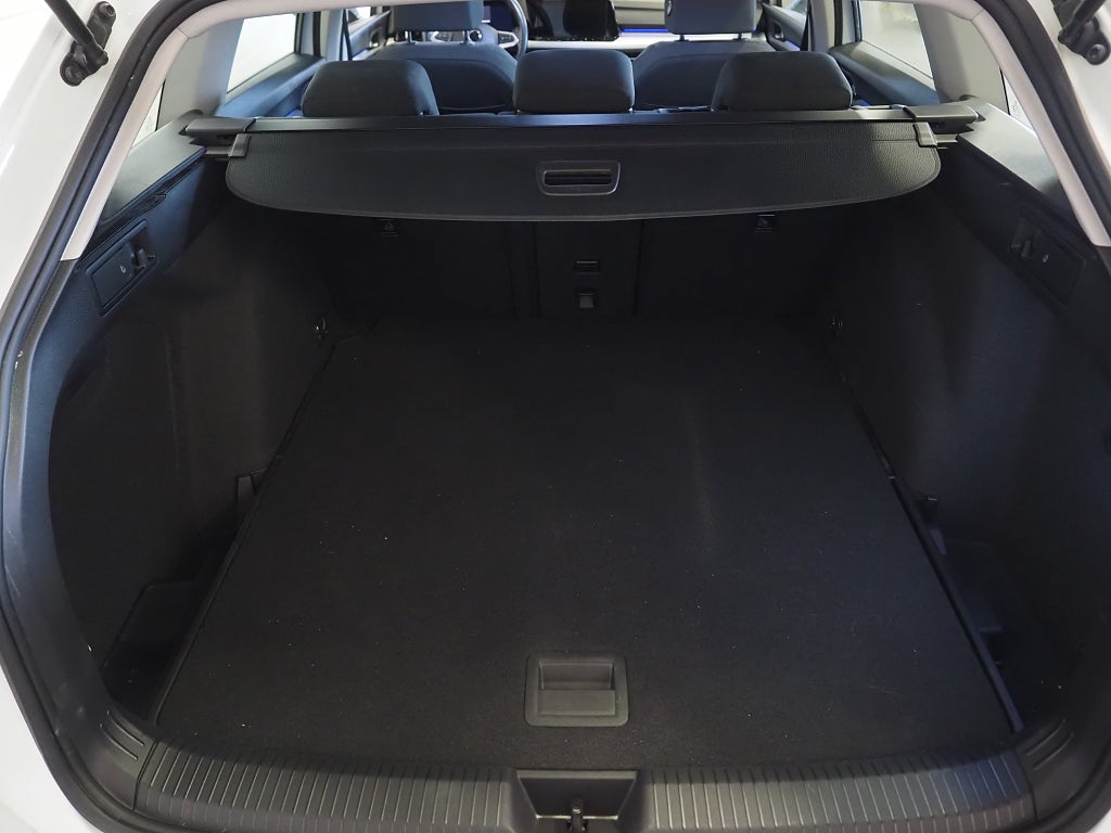 Volkswagen Golf Sportscombi 2.0 TDI DSG Aut Cockpit P-Sensorer Carplay 2022