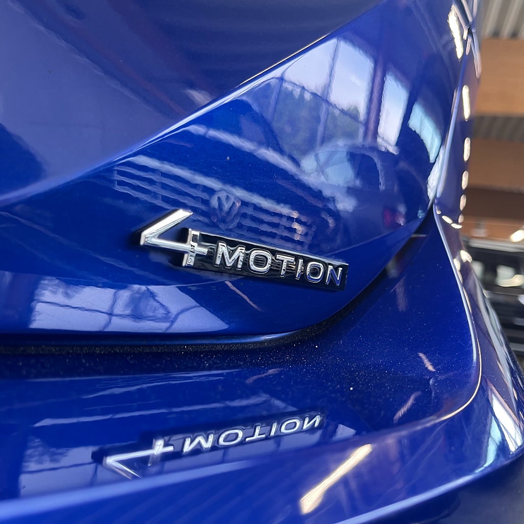 Volkswagen Passat SC 2.0 TDI 4M GT R-Line Backkamera Värmare Apple Drag