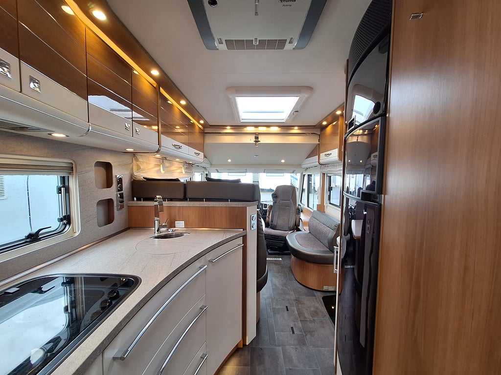 Dethleffs Premium XLi 7850-2 EB Långbädd, Automat, Solcell, AC
