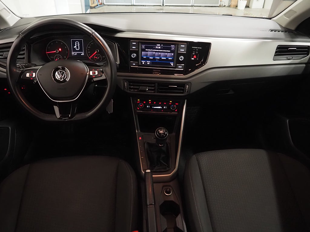 Volkswagen Polo 1.0 TSI 95hk Farthållare Climatronic 2019