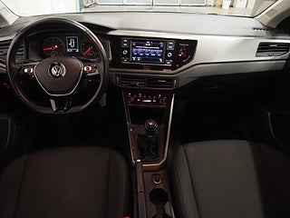 Halvkombi Volkswagen Polo 18 av 26