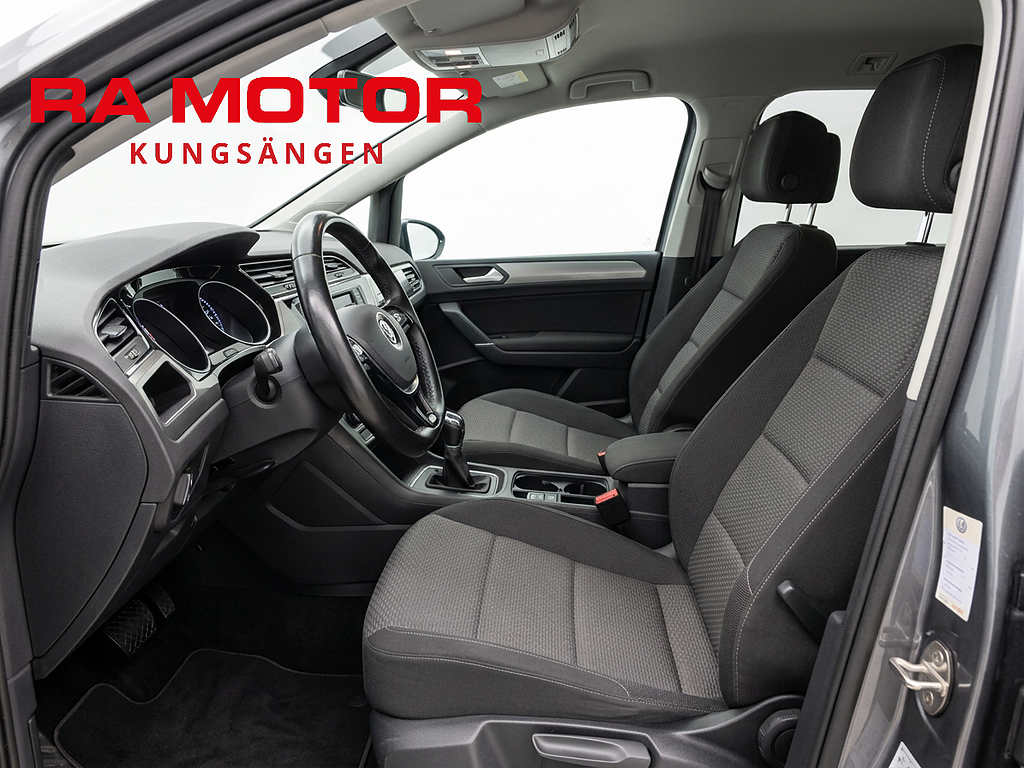 Volkswagen Touran 1.4 TSI, 150hk | Drag | Kamera | 7-sits | Värmare 2017