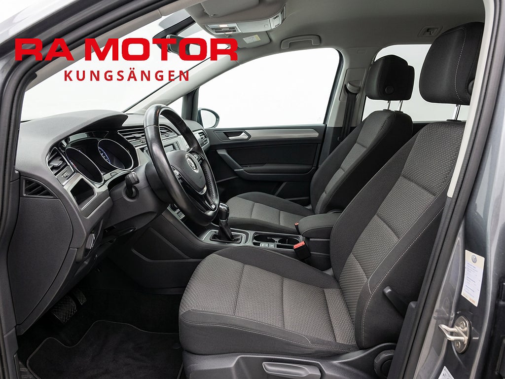 Volkswagen Touran 1.4 TSI, 150hk | Drag | Kamera | 7-sits | Värmare