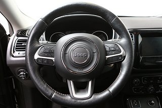SUV Jeep Compass 14 av 22