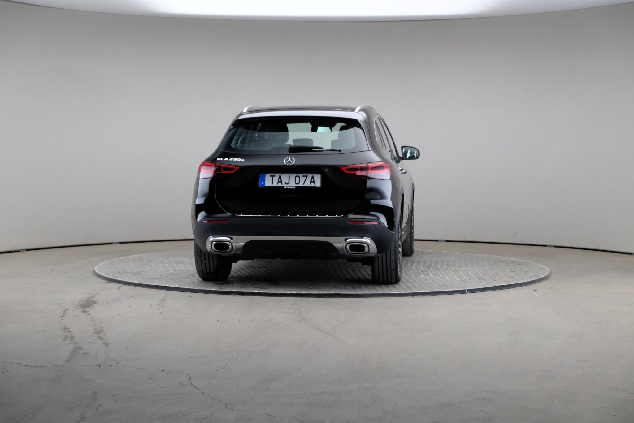 Mercedes-Benz GLA 2022, bild 2/10