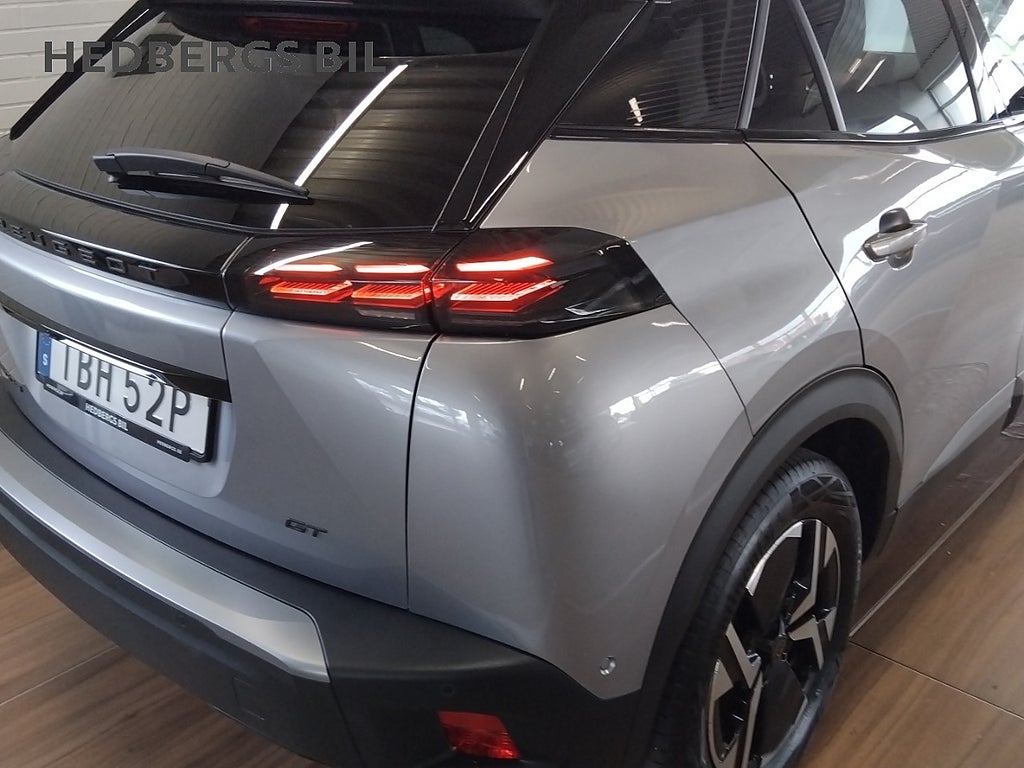 Peugeot E-2008 GT thumbnail