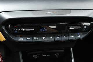 Halvkombi Hyundai i20 19 av 23