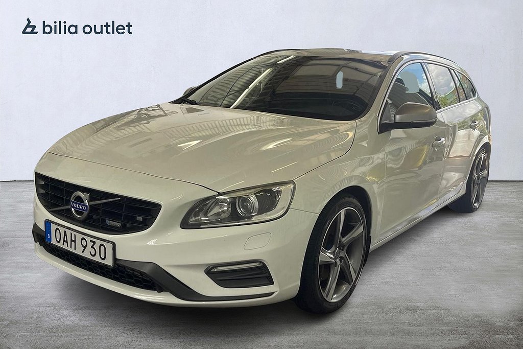 Volvo V60 D5 AWD Momentum R-Design Värmare Drag BIliadays24 