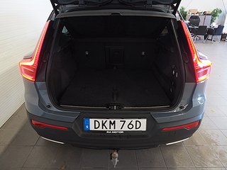 SUV Volvo XC40 19 av 20