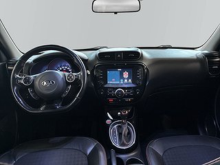 Kia Soul 1.6 GDI DCT Värmare Pano Navi Psens Kamera S&Vdäck