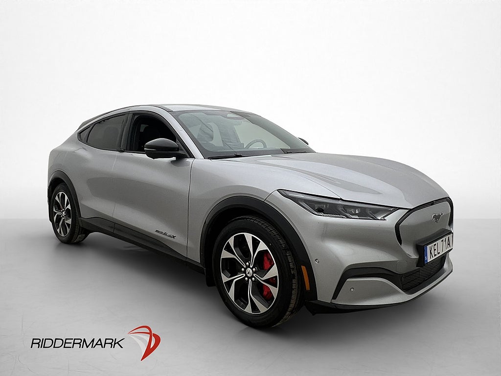 Ford Mustang Mach-E Long Range 351hk AWD B&O 360º Drag MOMS