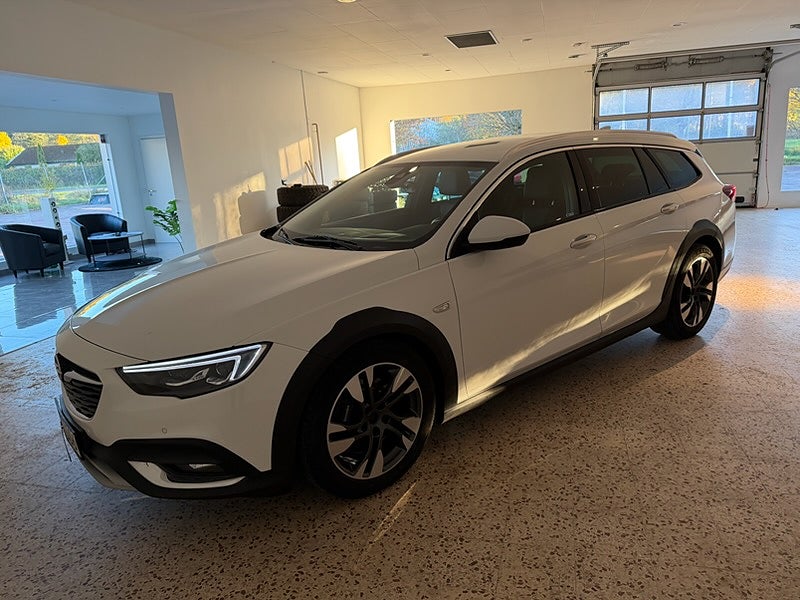 Opel Insignia 2.0 Turbo Country Tourer 4x4 Business 