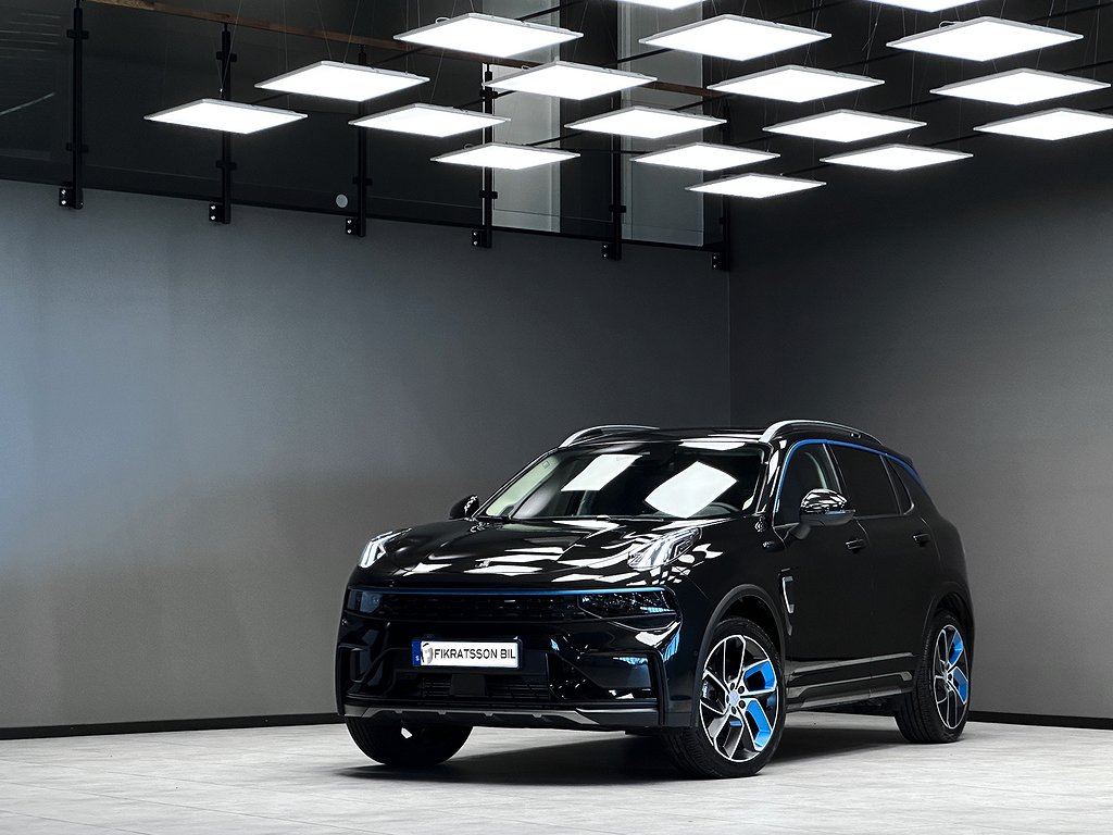 Lynk & Co 01 PHEV DRAG/Navi/Pano/360-kamera/Infinity/4,99%