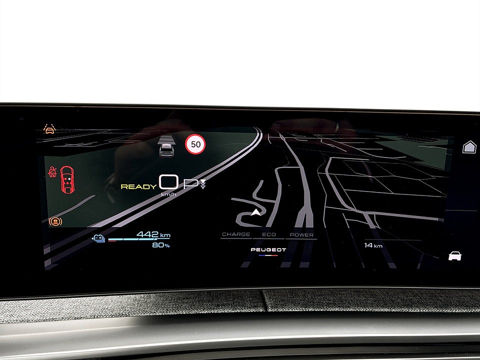 Bild på Peugeot E-3008 GT - DEMO