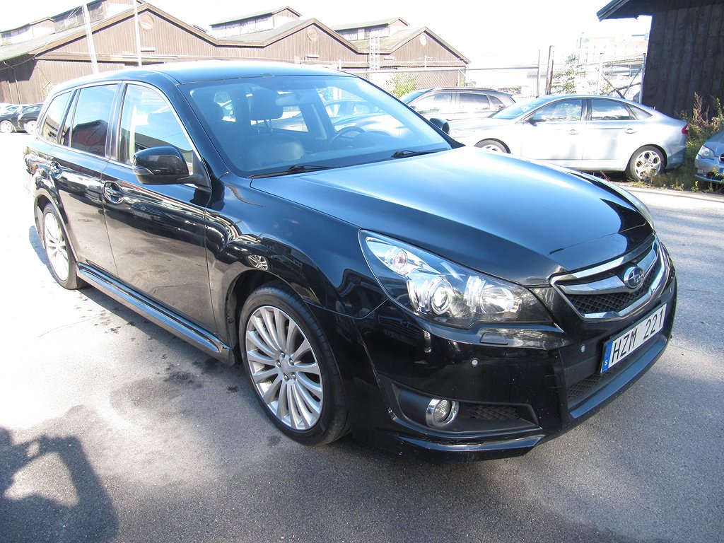 Subaru Legacy Wagon 2.5 CNG 4WD Lineartronic ACC/PDC/SKINN