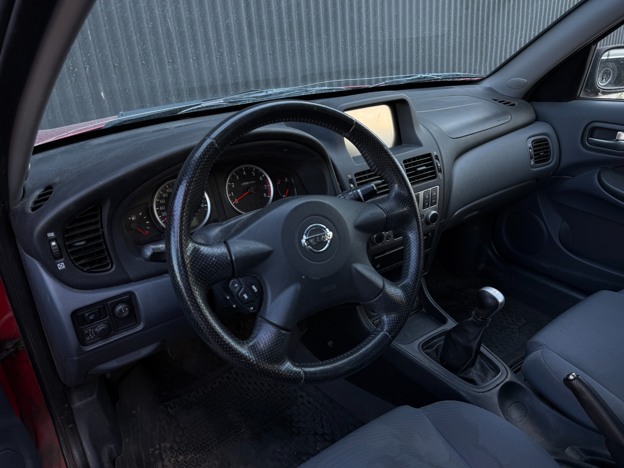 Nissan Almera 5-dörrar 2004, bild 7/10