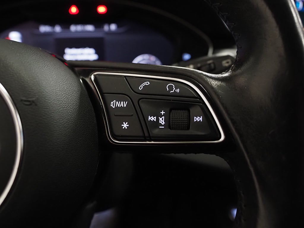 Audi A4 Avant 2.0 TDI Quattro S Tronic Cockpit Navi Kamera Drag 2018