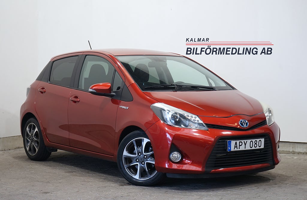 Toyota Yaris Hybrid e-CVT Edition 50 Automat B-kamera 101hk