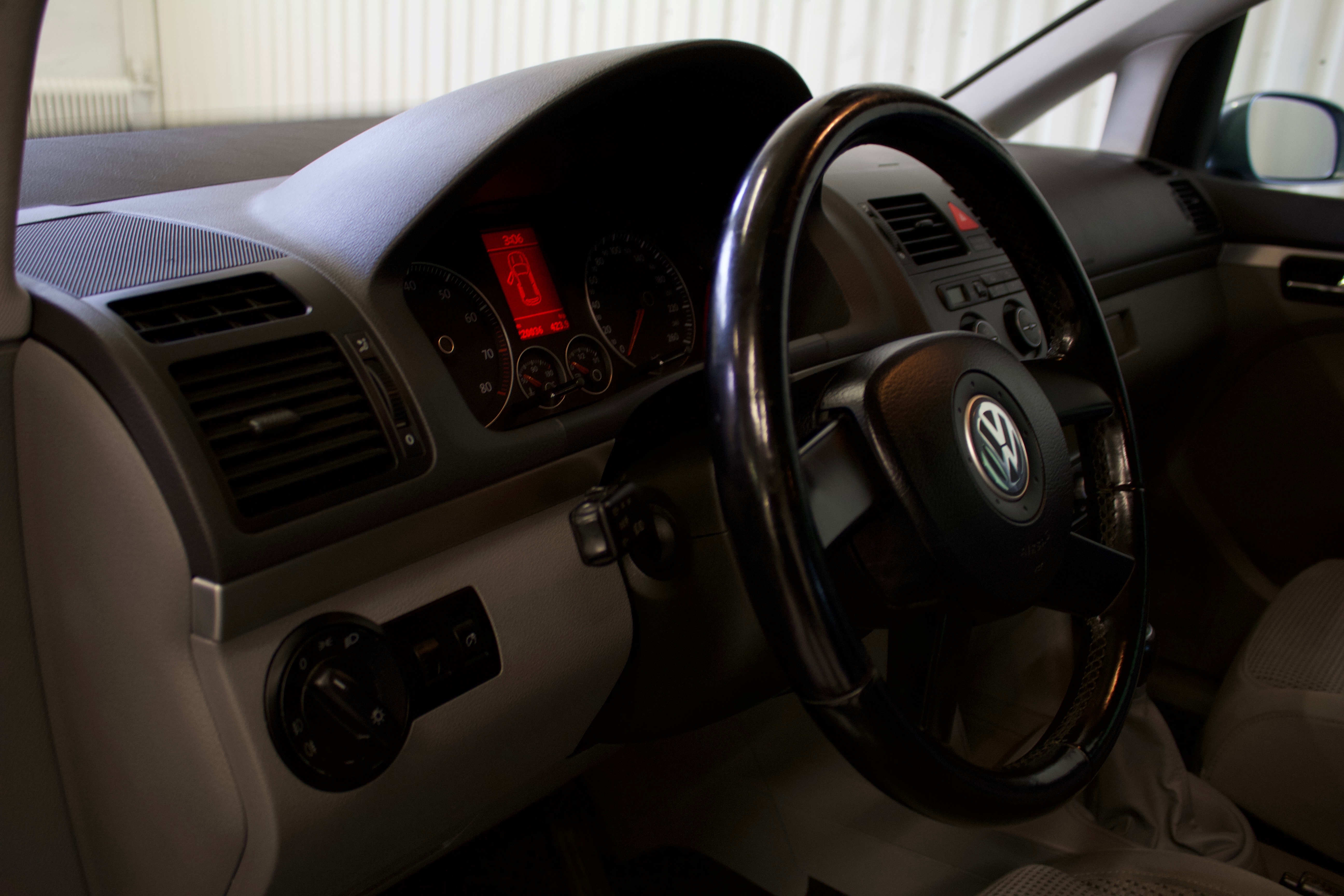 Volkswagen Touran 1.4TSI 2006, bild 6/37