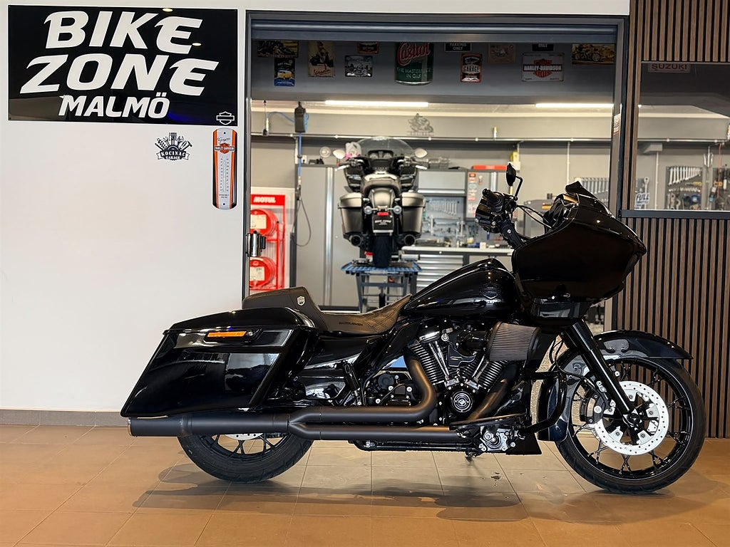 Harley-Davidson Road Glide Special