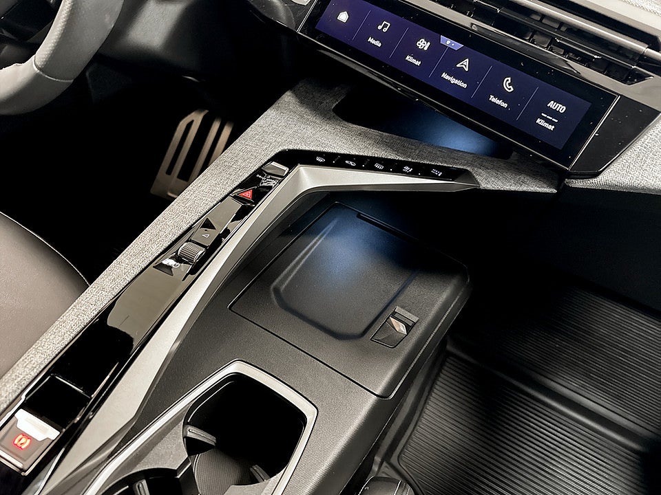Bild på Peugeot 3008 GT Hybrid 145hk Aut CARPLAY KEYLESS