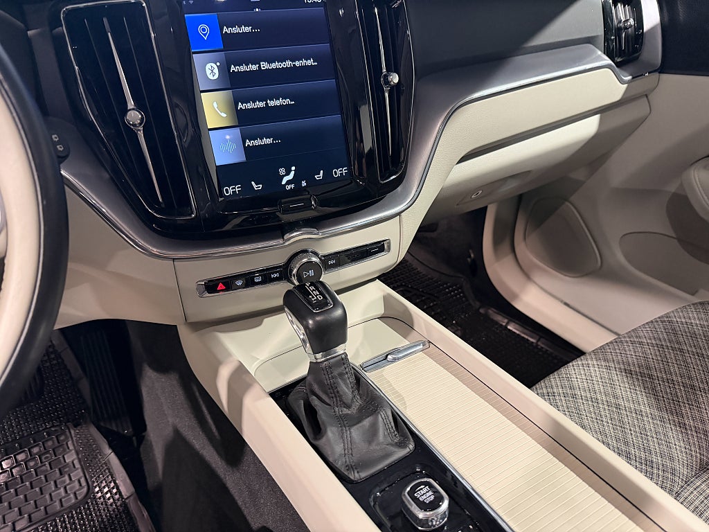 Volvo XC60 T5 | AWD | Momentum | Ny servad  | Värmare Voc 2019