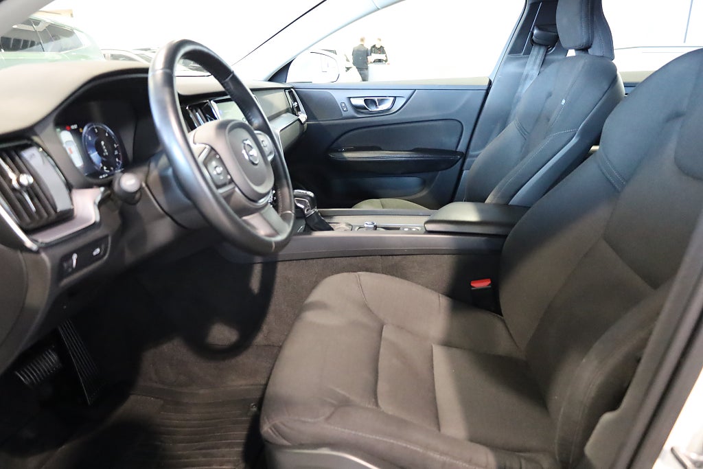 Volvo V60 D3 150HK Geartronic Momentum Advanced VOC PDC 2019