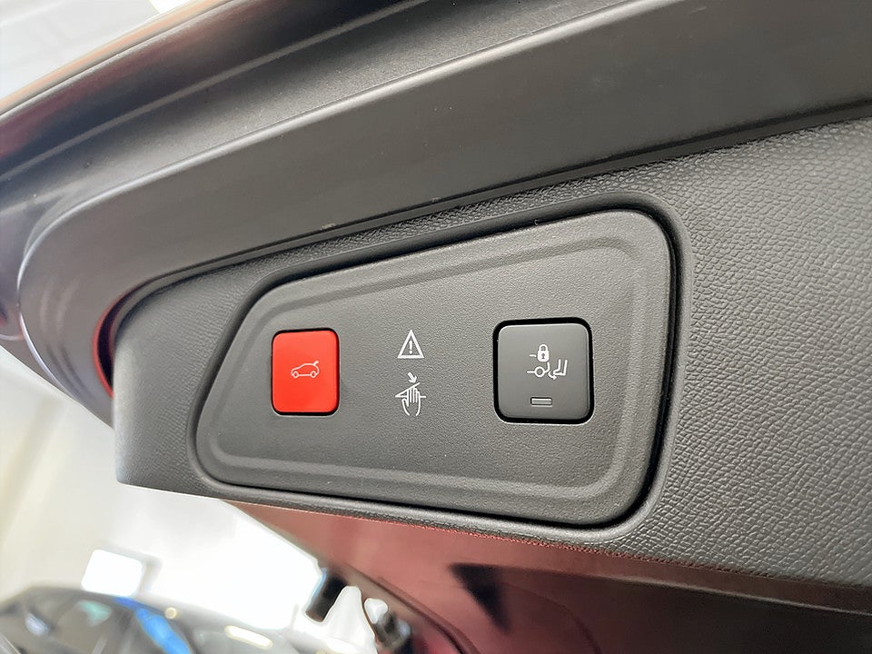 Bild på Peugeot 3008 GT PHEV 300hk Aut 4WD B-KAMERA EL-BAKLUCKA