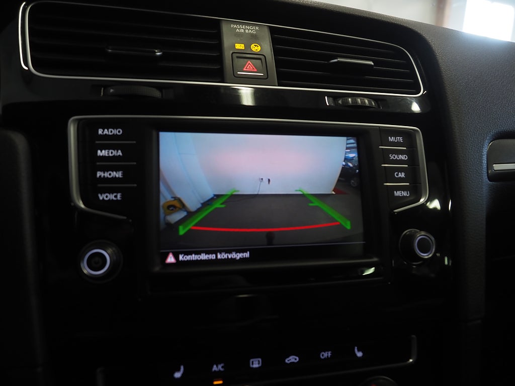 Volkswagen Golf Sportscombi 1.4 TSI 150 GT R-Line Drag M-Värm Dynaudio 2017