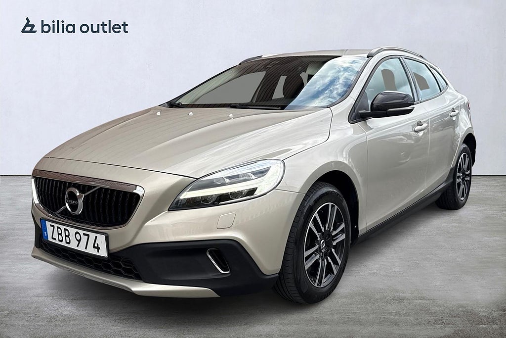 Volvo V40 Cross Country T3 Business Advanced 152hk Värmare Senssorer Dragkrok