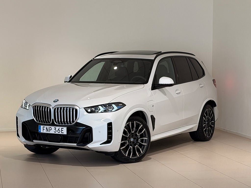 BMW X5 xDrive 50e, M-Sport-Business Ed, Panorama, Komfortstol