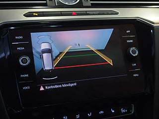 Kombi Volkswagen Passat 19 av 24