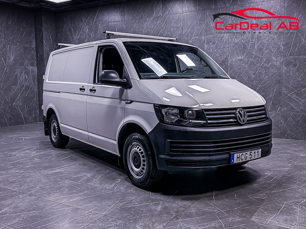 Volkswagen Transporter T30 2.0 TDI Dragkrok Värmare Inredning / 2210 kr/mån