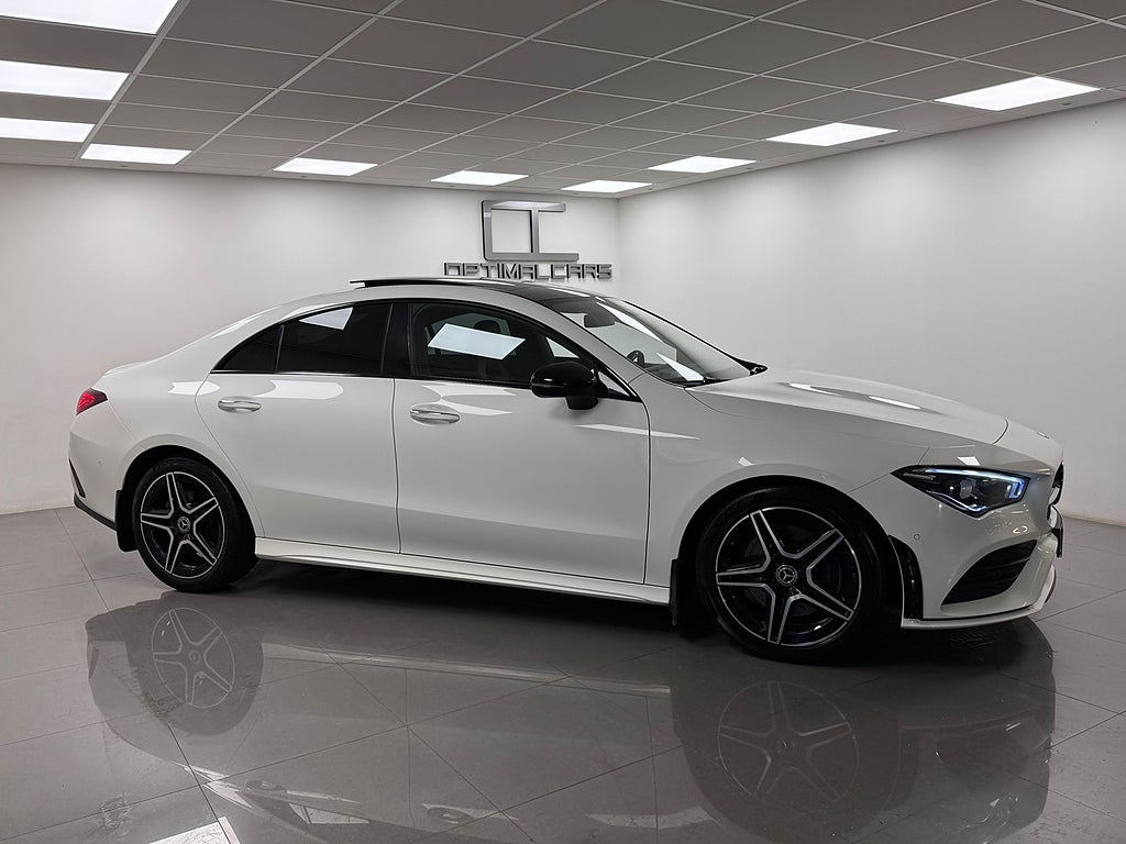 Mercedes-Benz CLA 200d 4WD AMG Panorama Ambient Burmester Välutr bild 9