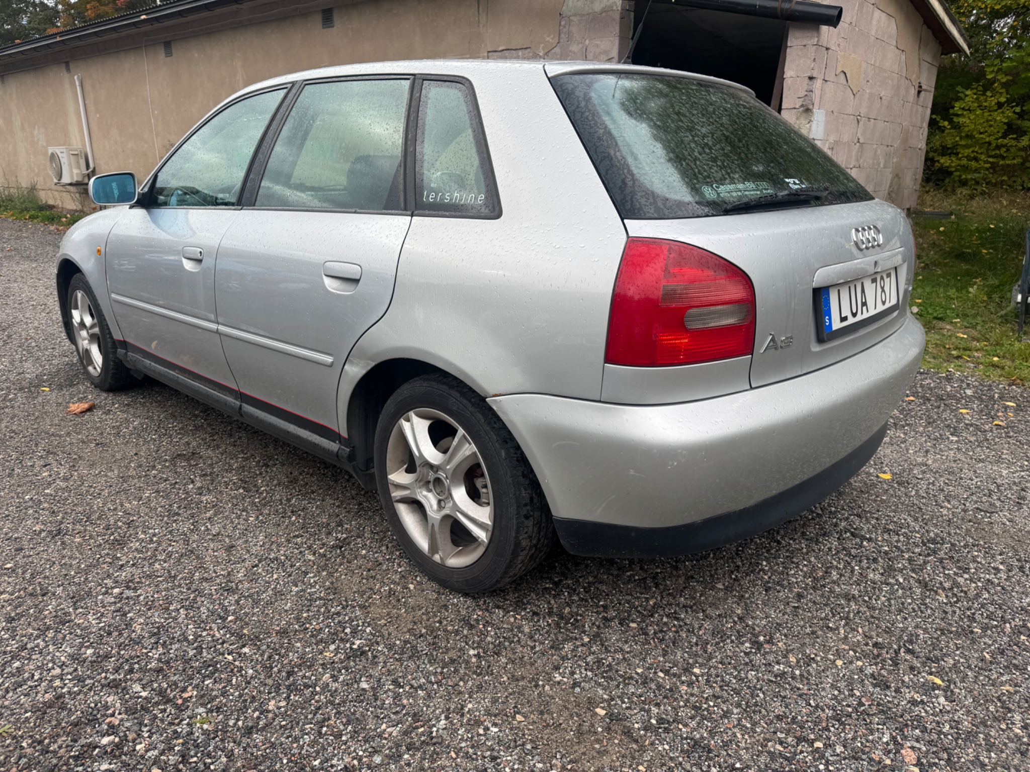 Audi A3 5-dörrar 1.6 Attraction Euro 3 2000, bild 4/10
