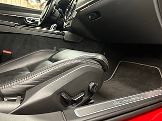 Volvo V90 Recharge T8 AWD Automat R-Design 360°/Drag/S&V-Däck