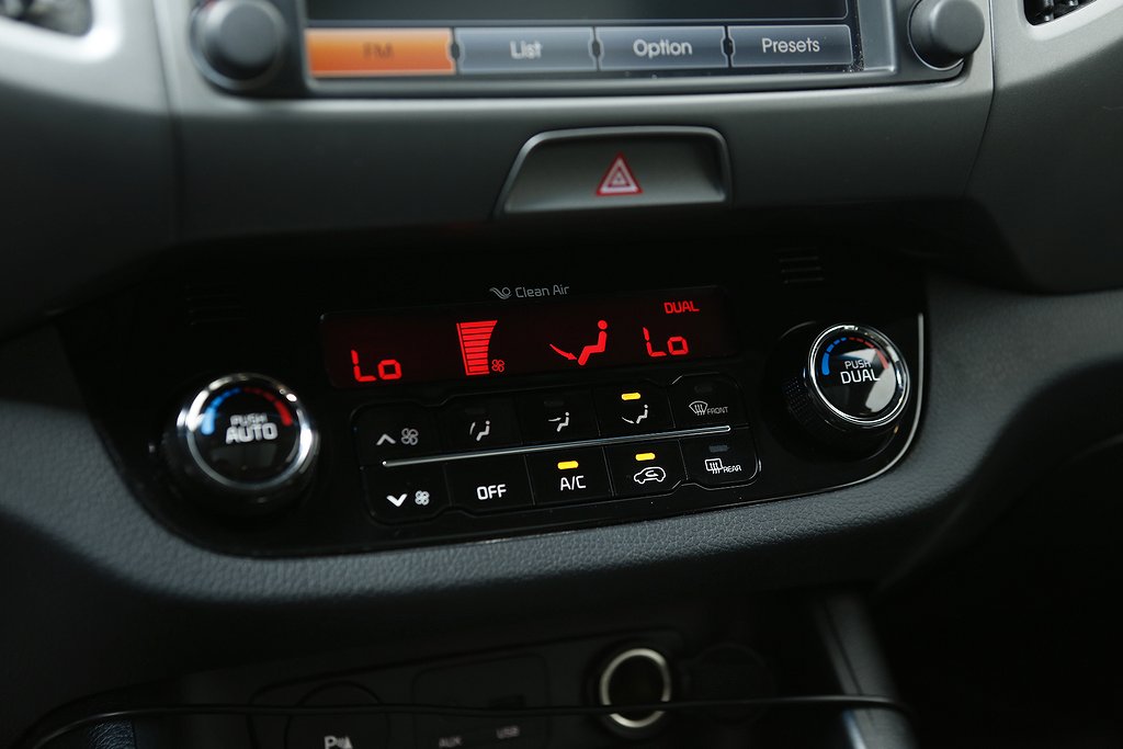 Kia Sportage 1,6 GDI Limited Edition Pano Skinn Kamera Navi 2014
