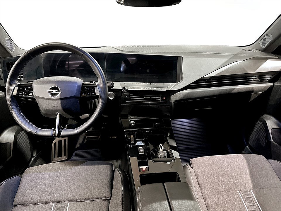 Bild på Opel Astra 5D GS 1.2 PT 1.2 130hk Aut - 360-KAMERA, CARPLAY