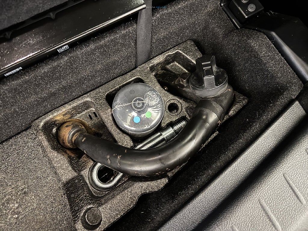 BMW 218i 2017 - miniatyr 14