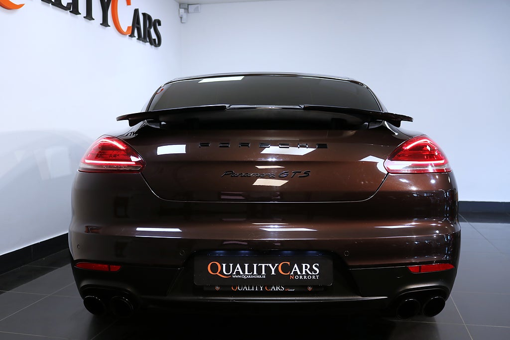 Porsche Panamera 2015 - miniatyr 6