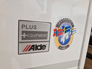 Husbil-halvintegrerad Adria CORAL 670 SC PLUS 6 av 28